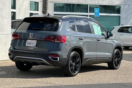 2023 Volkswagen Taos 1.5T SE