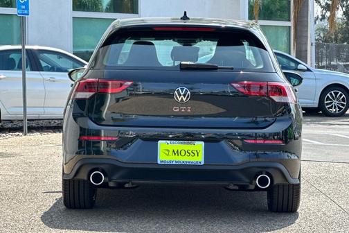 2025 Volkswagen Golf GTI 2.0T SE