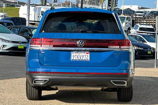 2025 Volkswagen Atlas 2.0T SE