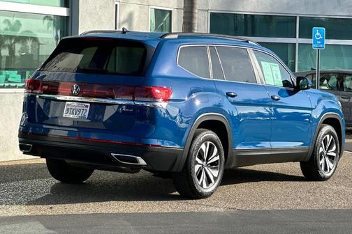 2025 Volkswagen Atlas 2.0T SE