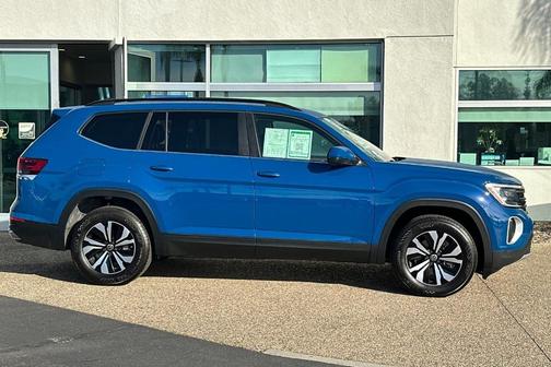 2025 Volkswagen Atlas 2.0T SE