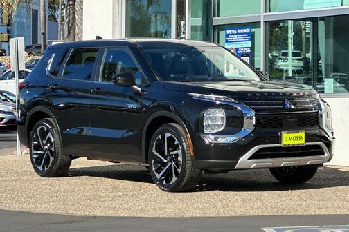 2025 Mitsubishi Outlander PHEV SE
