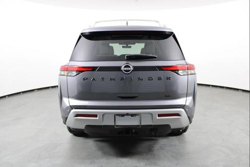 2025 Nissan Pathfinder SL FWD