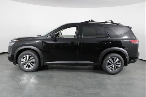 Super Black 2026 Nissan Pathfinder SL