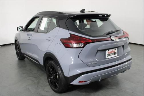 2021 Nissan Kicks SR