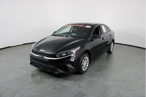 2023 Kia Forte LX