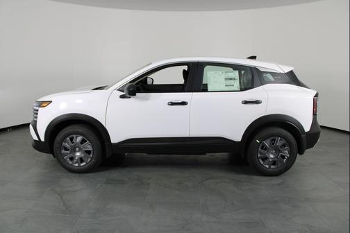Fresh Powder 2026 Nissan Kicks S