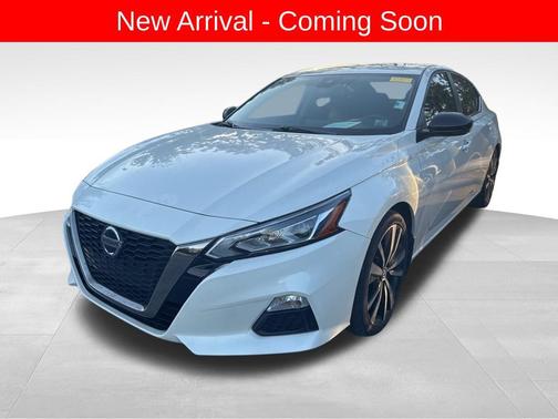 2020 Nissan Altima SR FWD