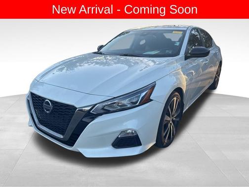 2020 Nissan Altima SR FWD