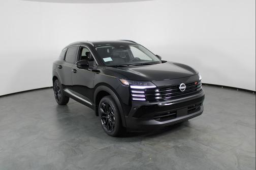 Super Black 2026 Nissan Kicks SR