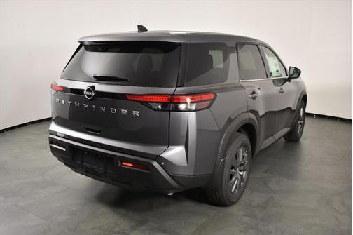 2025 Nissan Pathfinder S FWD