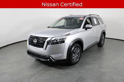 Brilliant Silver Metallic 2025 Nissan Pathfinder SV FWD