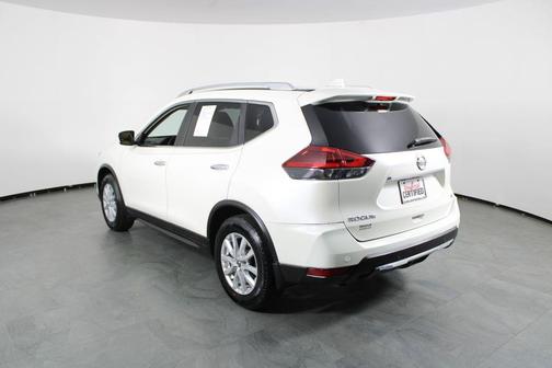 Pearl White Tricoat 2019 Nissan Rogue SV