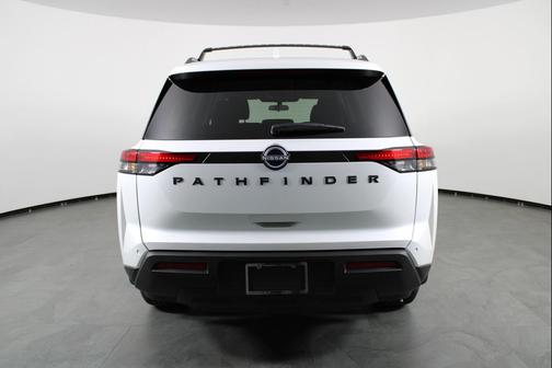 2025 Nissan Pathfinder SV FWD