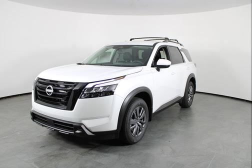 2025 Nissan Pathfinder SV FWD