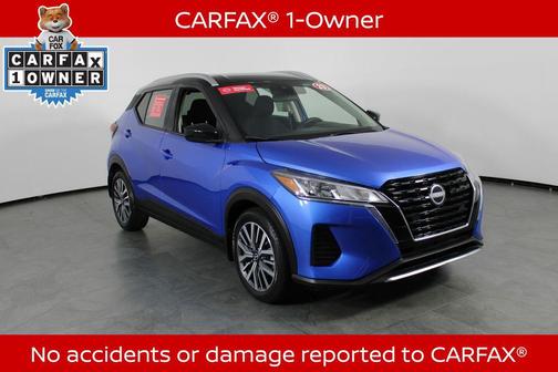 Electric Blue Metallic/Super Black 2023 Nissan Kicks SV
