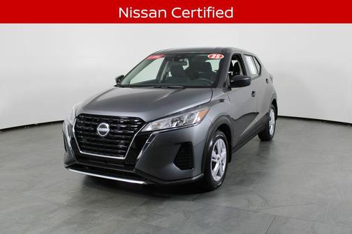 Gun Metallic 2025 Nissan Kicks S