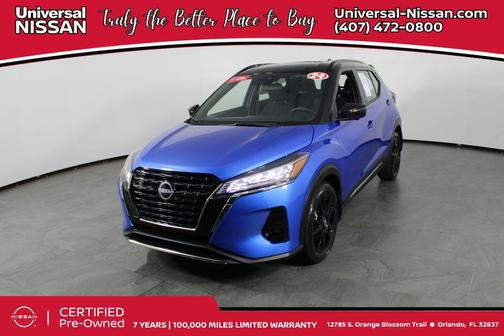 Electric Blue Metallic/Super Black 2024 Nissan Kicks SR