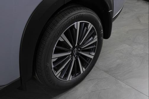 Boulder Gray Pearl 2026 Nissan Pathfinder Platinum