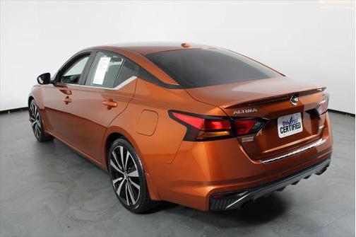 2021 Nissan Altima SR VC-Turbo FWD