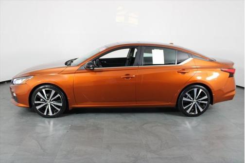 2021 Nissan Altima SR VC-Turbo FWD