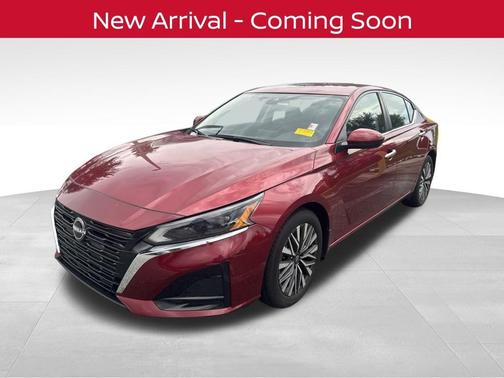 Scarlet Ember Tintcoat 2023 Nissan Altima 2.5 SV