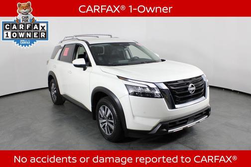 2023 Nissan Pathfinder SL 4WD