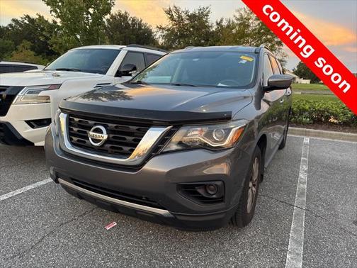 2017 Nissan Pathfinder S