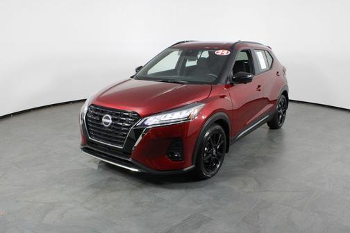Scarlet Ember Tintcoat 2024 Nissan Kicks SR