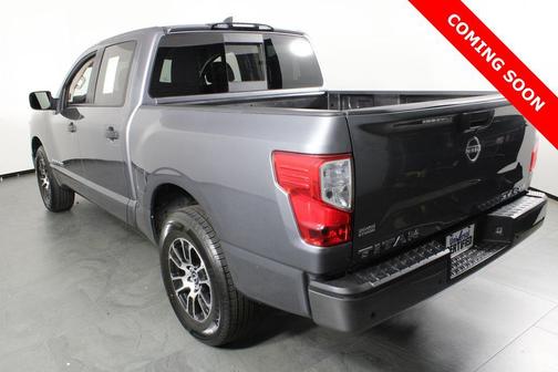 2023 Nissan Titan SV