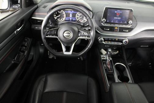 2023 Nissan Altima SR FWD