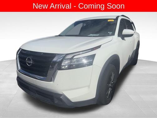 2022 Nissan Pathfinder SV 2WD