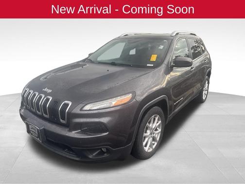 Granite Crystal Metallic Clearcoat 2016 Jeep Cherokee Latitude