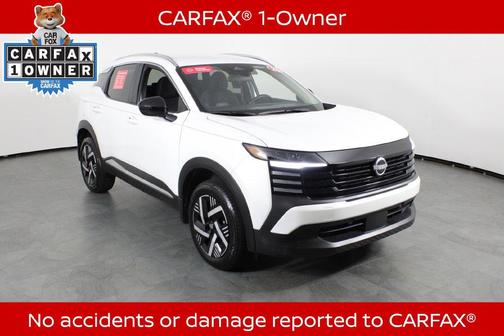 Aspen White Tricoat 2026 Nissan Kicks SV