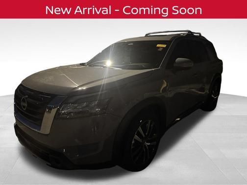 Boulder Gray Pearl 2023 Nissan Pathfinder Platinum 4WD