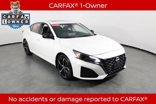 Pearl White Tricoat 2024 Nissan Altima SR FWD
