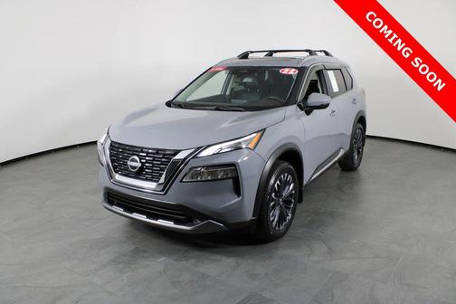2022 Nissan Rogue SL