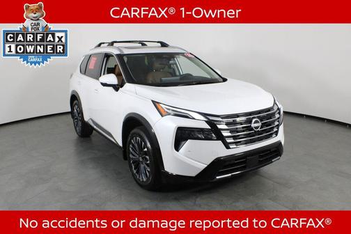 Everest White Pearl Tricoat 2026 Nissan Rogue Platinum