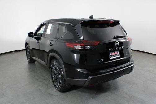 Super Black 2025 Nissan Rogue SV