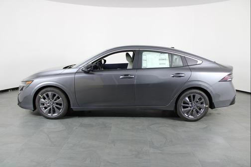 Gun Metallic 2026 Nissan Sentra SL