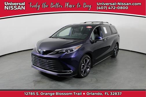 2025 Toyota Sienna Platinum 7 Passenger