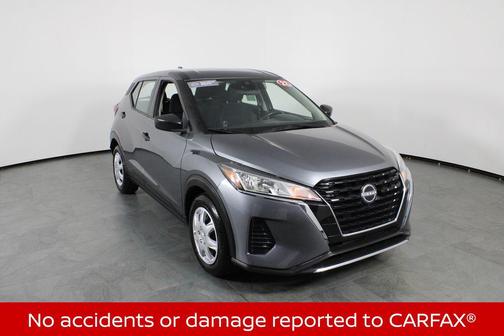 Gun Metallic 2022 Nissan Kicks S