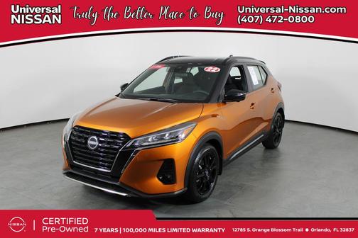 Monarch Orange Metallic/Super Black 2022 Nissan Kicks SR