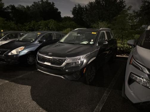2021 Kia Seltos S