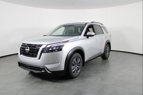 2025 Nissan Pathfinder SV FWD