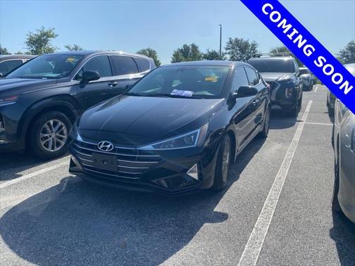 2019 Hyundai ELANTRA SEL