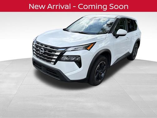 Everest White Pearl 2025 Nissan Rogue SV