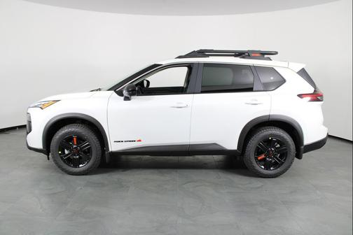 Everest White Pearl Tricoat 2026 Nissan Rogue Rock Creek