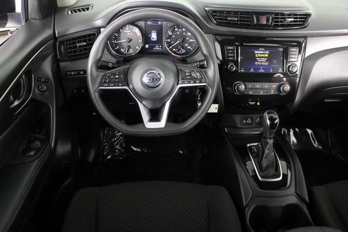 2022 Nissan Rogue Sport S