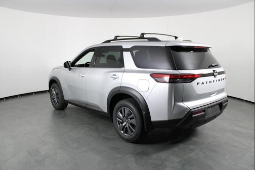 2025 Nissan Pathfinder SV FWD